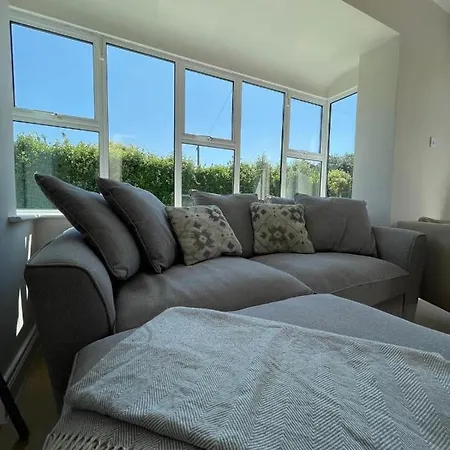 Cedar Court Home, Rosslare - 4 Bedroom House Sleeps 11 Ferienhaus Mervyn