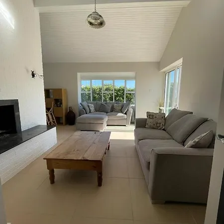 Cedar Court Home, Rosslare - 4 Bedroom House Sleeps 11 Ferienhaus